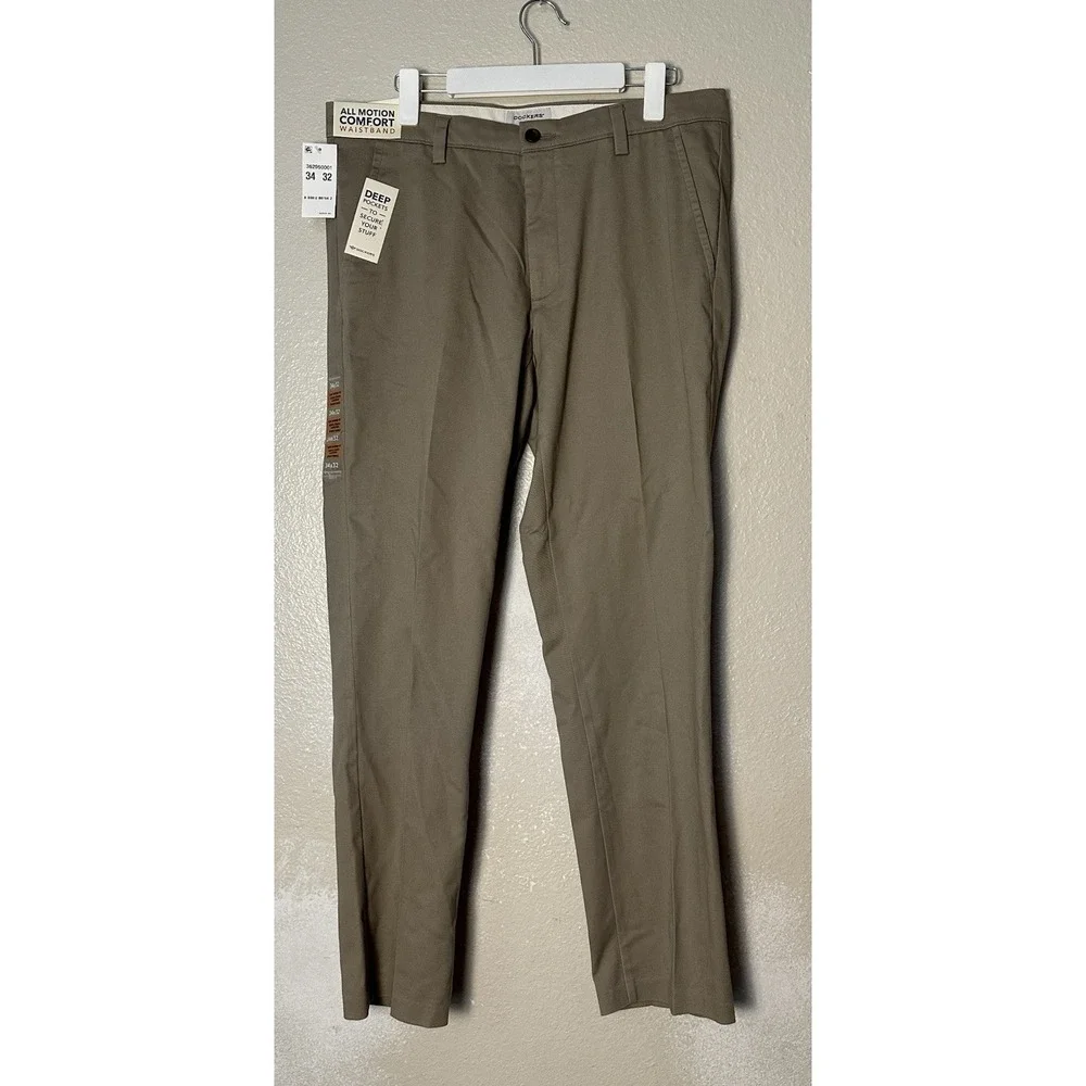 NWT Dockers Easy Khaki Slim Tapered Fit Pants 34x32
